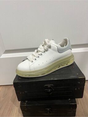 Alexander McQueen White and Silver Sneaker Box